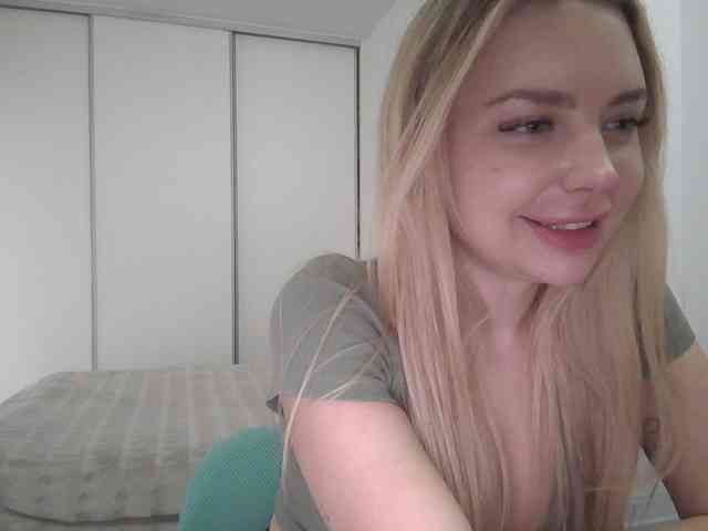 pinkpanther8899 webcam