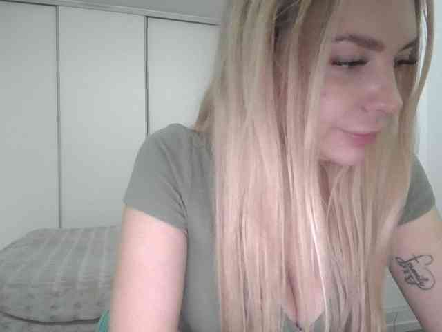 pinkpanther8899 webcam