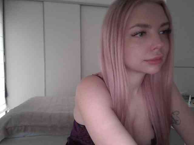 pinkpanther8899 webcam
