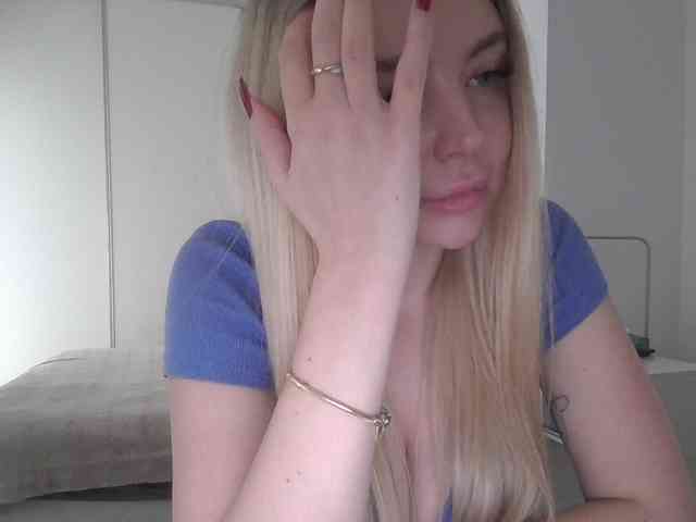 pinkpanther8899 webcam