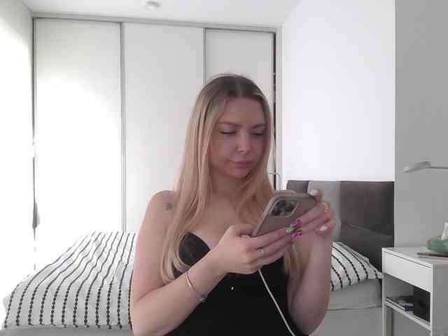 pinkpanther8899 webcam