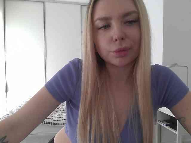 pinkpanther8899 webcam