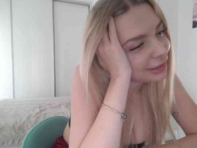 pinkpanther8899 webcam