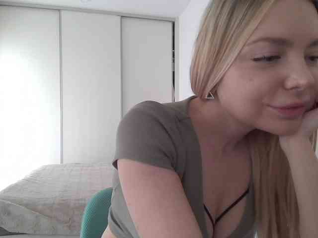 pinkpanther8899 webcam