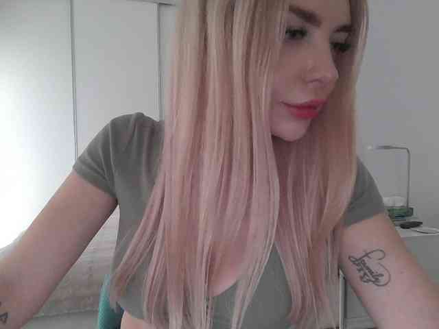 pinkpanther8899 webcam