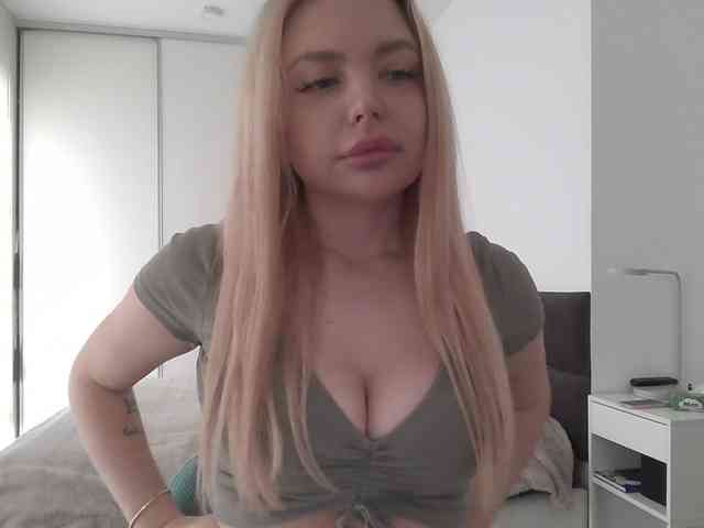 pinkpanther8899 webcam