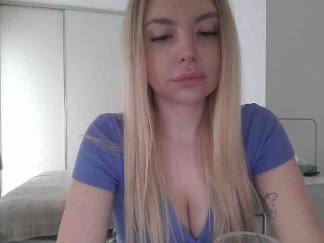 pinkpanther8899 webcam