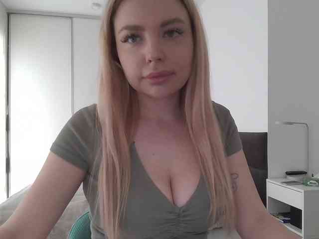 pinkpanther8899 webcam