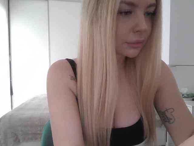 pinkpanther8899 webcam