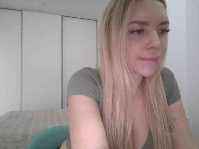pinkpanther8899 webcam