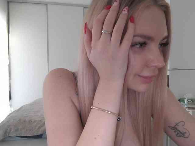 pinkpanther8899 webcam