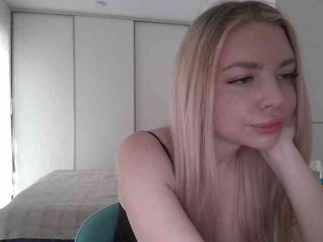 pinkpanther8899 webcam