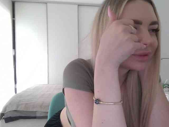 pinkpanther8899 webcam