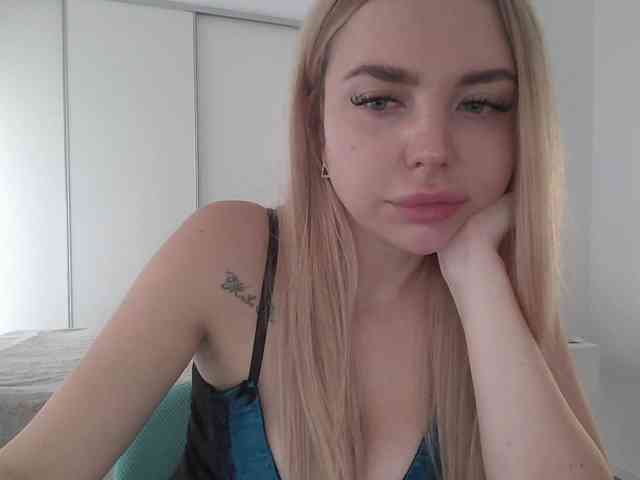 pinkpanther8899 webcam