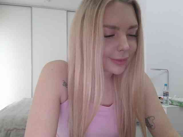 pinkpanther8899 webcam
