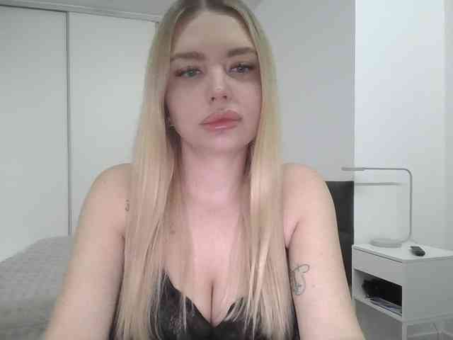 pinkpanther8899 webcam