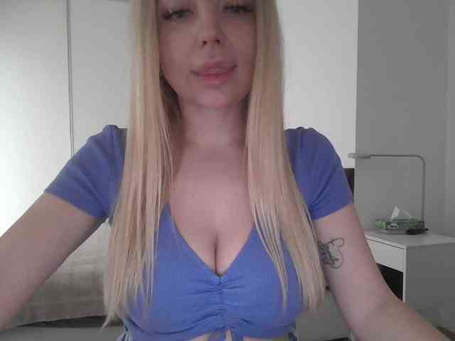 pinkpanther8899 webcam