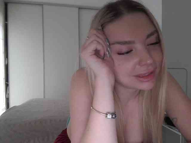 pinkpanther8899 webcam