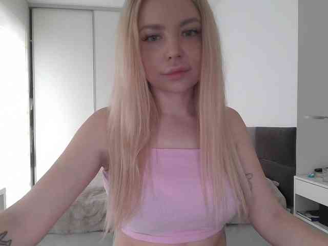 pinkpanther8899 webcam