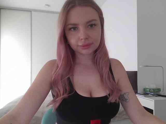 pinkpanther8899 webcam