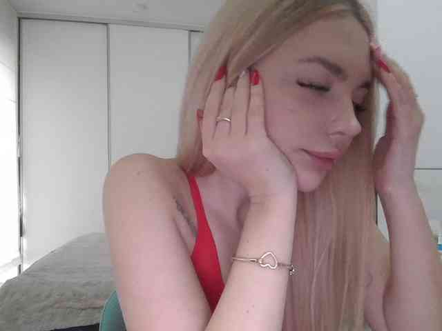 pinkpanther8899 webcam
