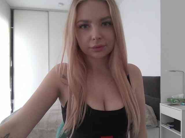 pinkpanther8899 webcam