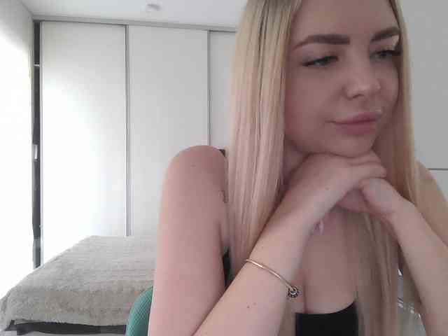 pinkpanther8899 webcam