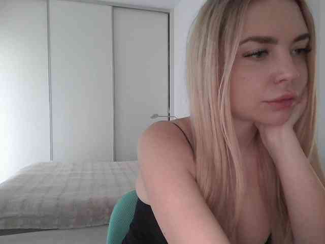 pinkpanther8899 webcam