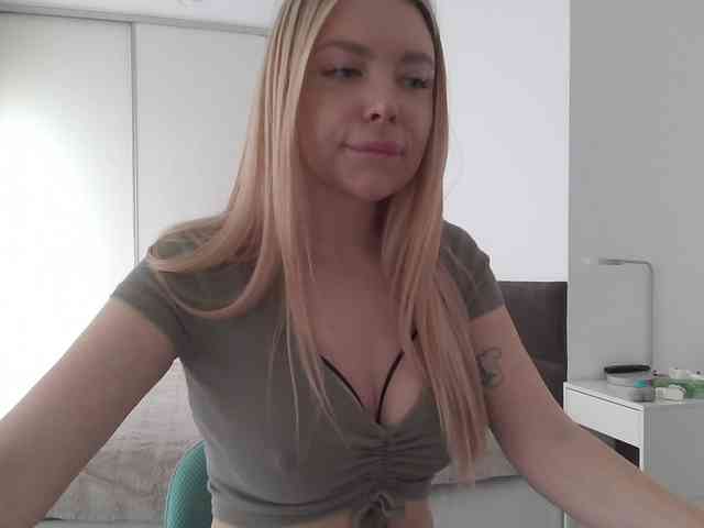 pinkpanther8899 webcam