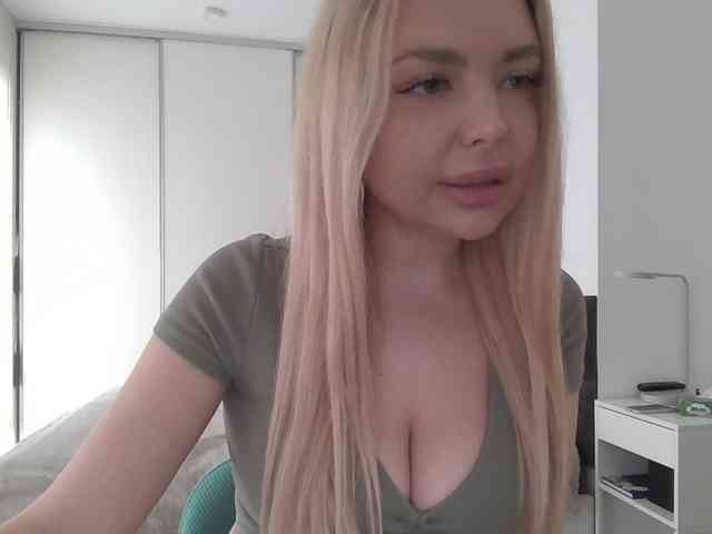 pinkpanther8899 webcam