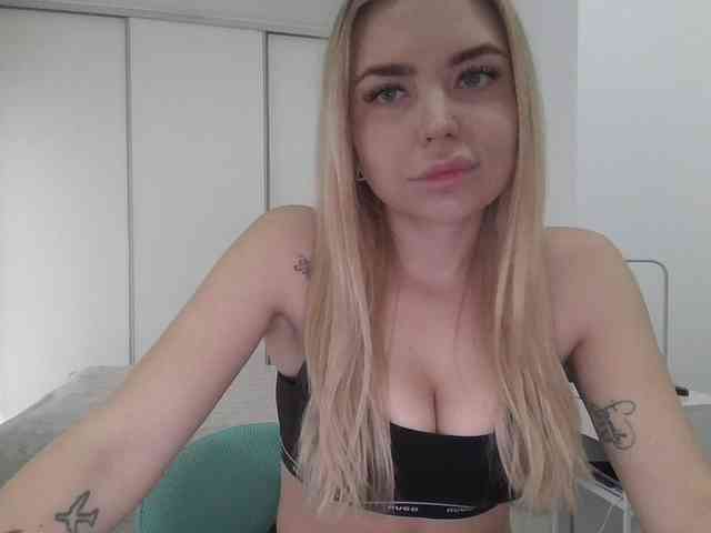 Blondie8853 Blondie8853