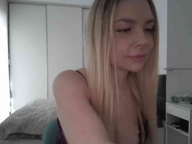 pinkpanther8899 webcam