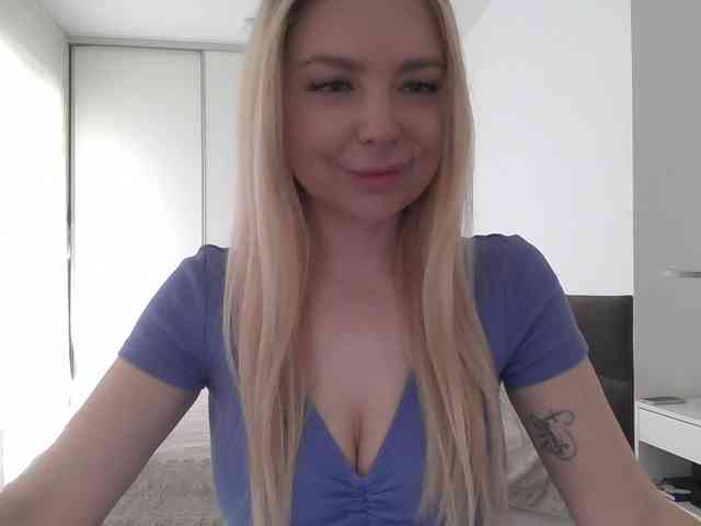 pinkpanther8899 webcam