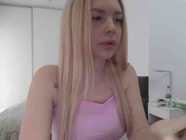 pinkpanther8899 webcam