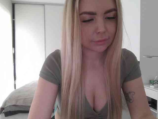 pinkpanther8899 webcam