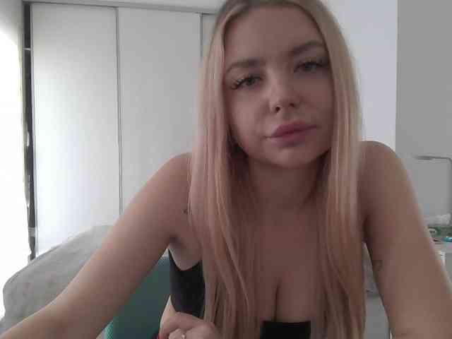 pinkpanther8899 webcam