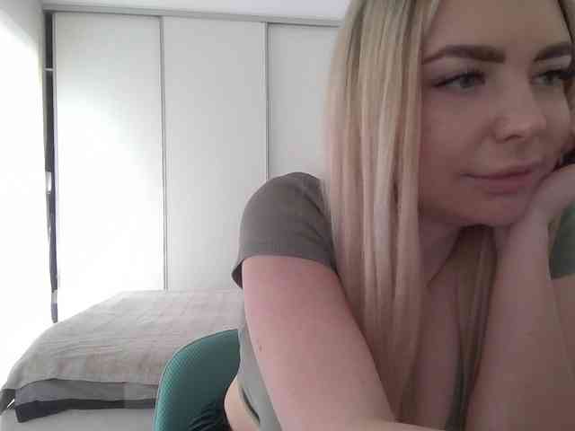 pinkpanther8899 webcam