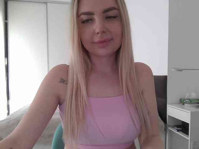 pinkpanther8899 webcam
