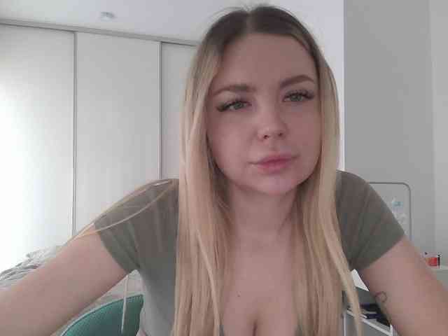 pinkpanther8899 webcam