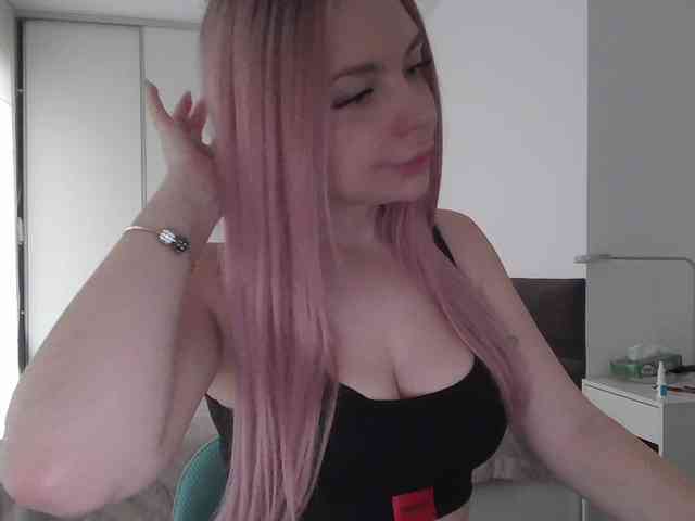 pinkpanther8899 webcam