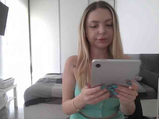 Blondie8853