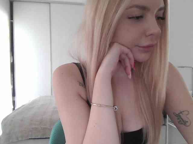 pinkpanther8899 webcam