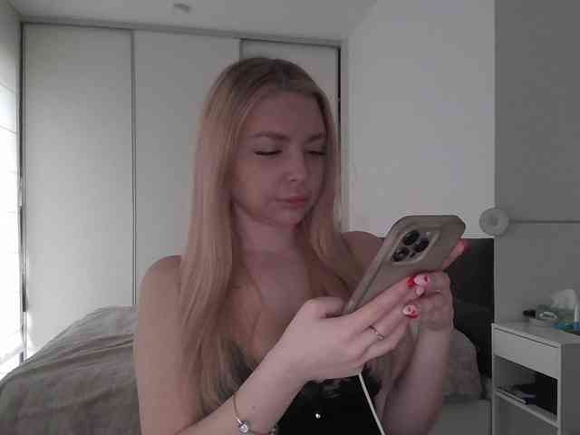 pinkpanther8899 webcam