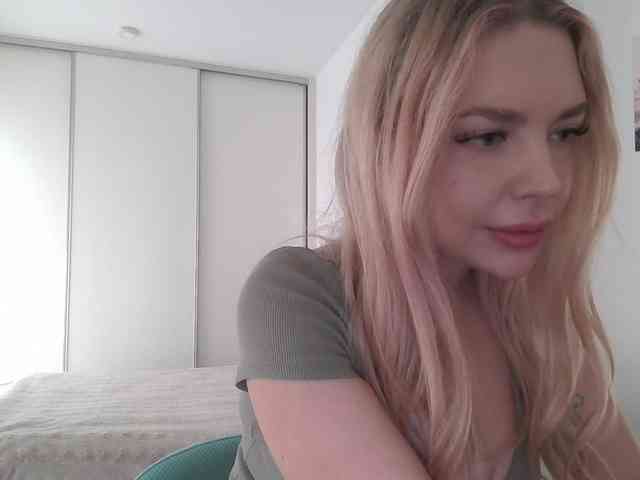 pinkpanther8899 webcam