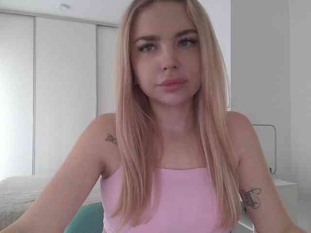 pinkpanther8899 webcam
