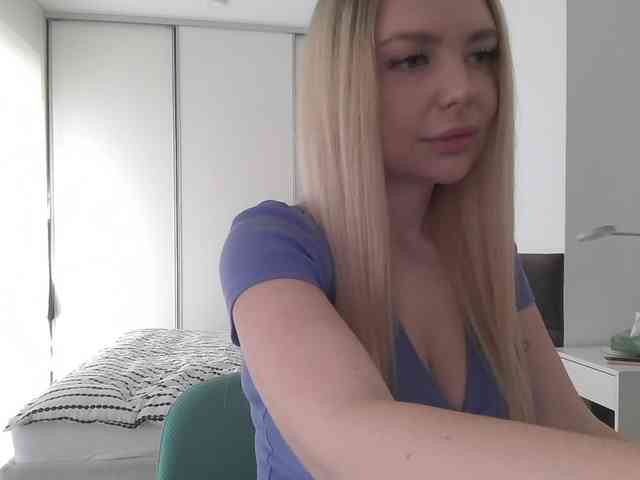pinkpanther8899 webcam