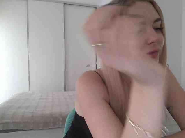 pinkpanther8899 webcam
