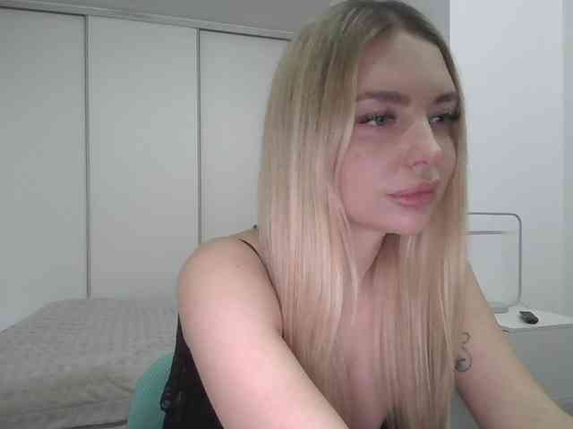 pinkpanther8899 webcam