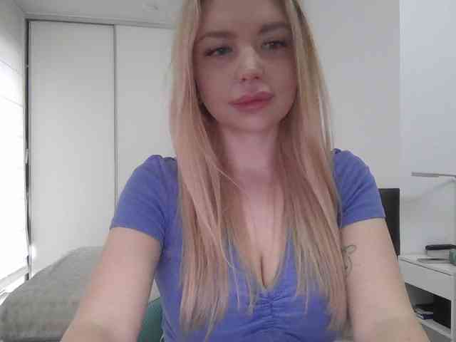 pinkpanther8899 webcam