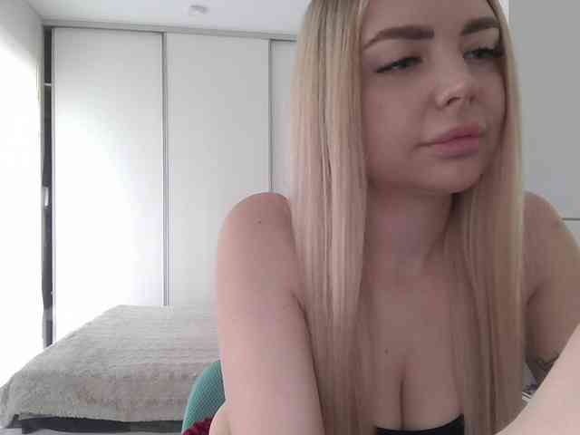 pinkpanther8899 webcam